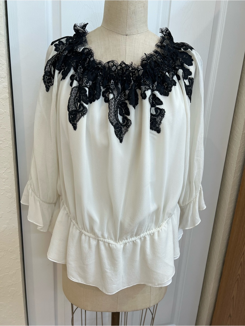 Adrianna Papell White Blouse 100% silk with Black Lace trim Neckline